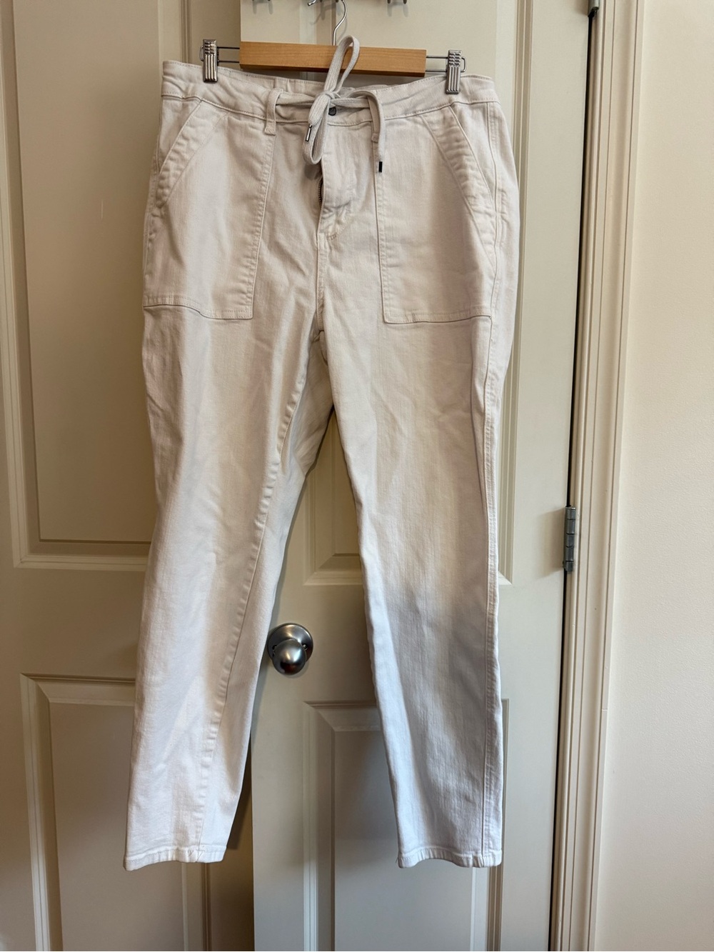 Judy Blue White Drawstring Chinos